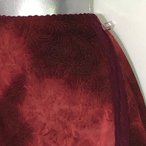 Rampage slip skirt lace on sides gold paisley - Picture 5 of 8